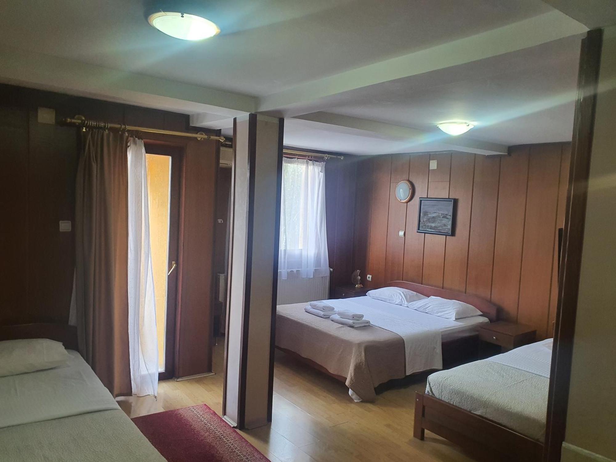 Guest House Vila Bor Novi Sad Exterior photo