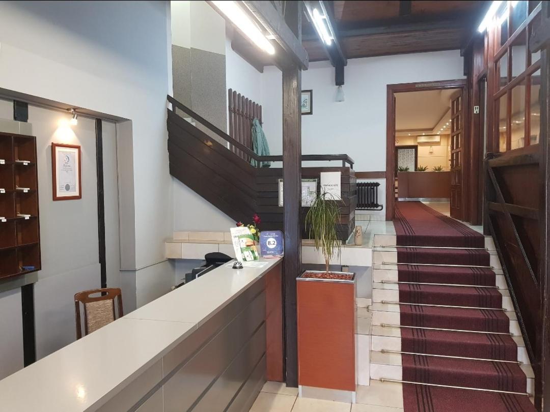 Guest House Vila Bor Novi Sad Exterior photo